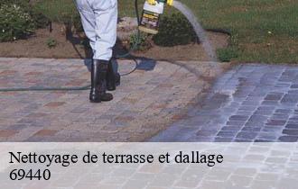 Nettoyage de terrasse et dallage   saint-didier-sous-riverie-69440 Ferrari nettoyage